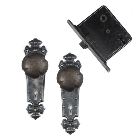 tudor hardware